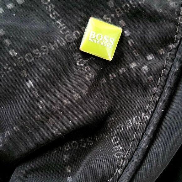 Men's Hugo Boss size Large Black Jacket - Picture 2 of 7